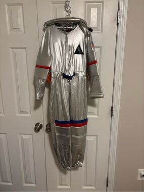 Pottery Barn Kids Astronaut Costume
